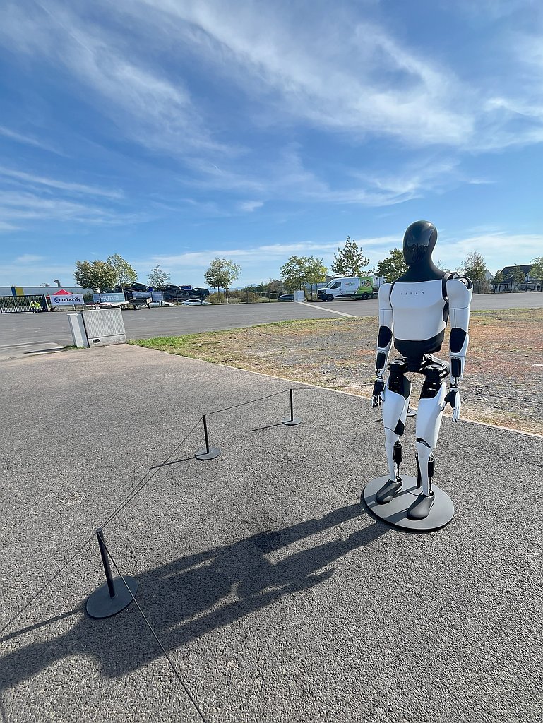 Tesla Optimus - wieder ohne Funktion auf der E-Zukunftsmesse